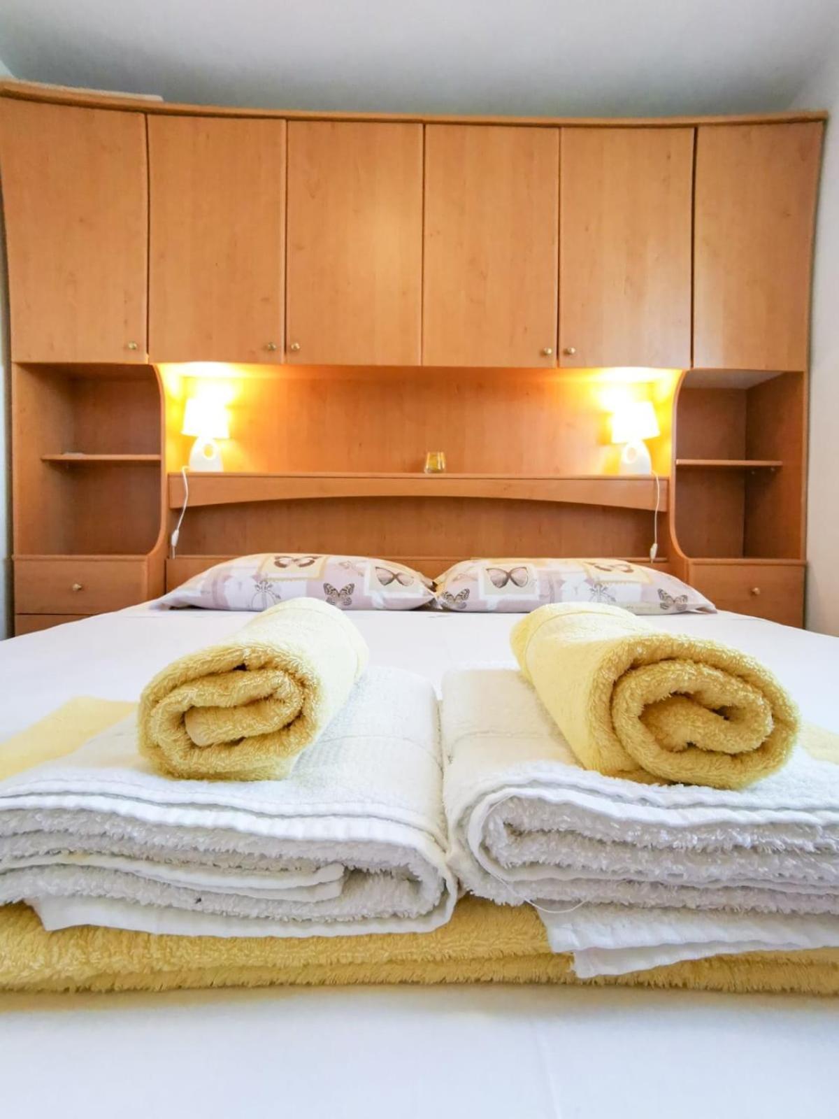 Apartments By The Sea Mimice, Omis - 14230 Room photo